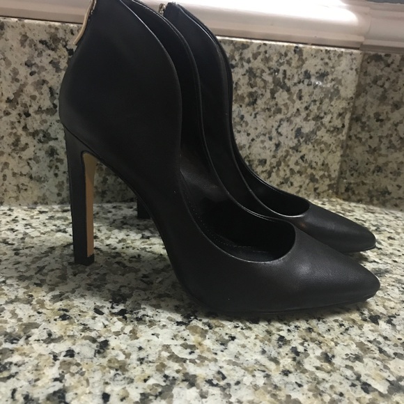 BCBG Heels Brand New - Picture 3 of 5